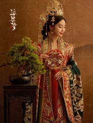 -雪中彩影婚纱摄影·微光艺术中心