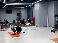 -超鹿运动(五四路恒力城店)