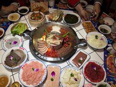 -贤合庄卤味火锅(安吉万达店)