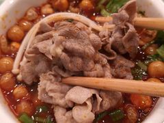 -一围肥牛小火锅(高铁吾悦店)