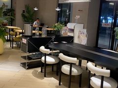 -必胜客(WOW宝龙城市广场店)