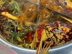 -成都玉林串串香火锅(三八店)