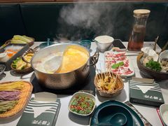 -椰子湾·海南火锅·糟粕醋·椰子鸡(正大广场店)