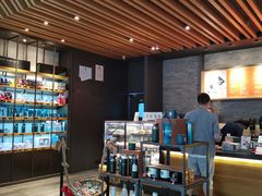 -星巴克臻选(周浦万达店)
