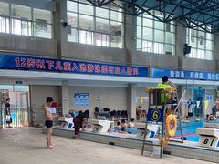 -奥冠体育华师附中恒温游泳馆