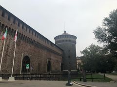-斯福尔扎古堡