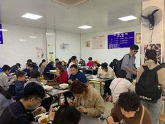 大堂-汪家馄饨(集庆路店)