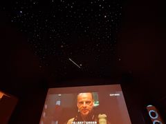 -涨巢·潮玩水疗局