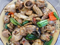 红烧土鸡-涵家味土菜馆·徽州一绝臭鳜鱼(三河古镇店)