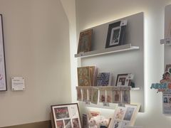-HIMO海马体照相馆(上海华润CP静安店)