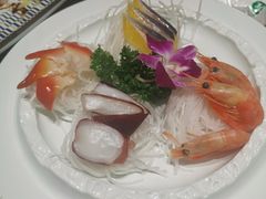 -青瓦餐厅·生鱼片·韩园烤肉(西塔店)