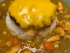 芝士牛肉汉堡咖喱饭-红小满休闲餐厅(十全街店)