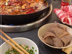 -四小区火锅·巷子里的重庆火锅(花照壁店)