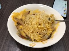 猪颈肉芝士捞公仔面-新记餐厅(香槟大厦店)