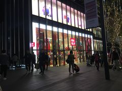 -优衣库(深圳万象天地旗舰店)
