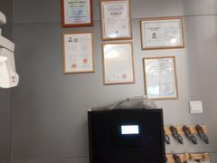 -棱石眼镜(CP静安店)