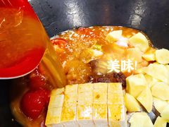 -老刘生态大鱼坊铁锅炖鱼(赛马场店)