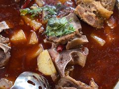 -大众跷脚牛肉馆·非遗传承单位(峨眉山店)