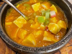 一品蟹黄豆腐-玉兰苑一等茶餐厅