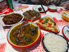 -老闵田螺馆·南昌市井菜·特色小吃(总店)