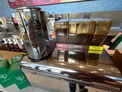 -星巴克臻选(惠州华贸天地1楼店)