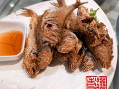 干煎小黄鱼-光明邨大酒家(淮海路店)