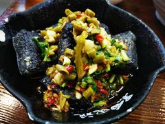 -黑白电视长沙小吃(美林M·LIVE天地东座店)