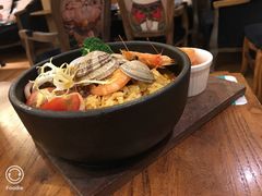 冬阴功海鲜饭-more than meow吴止猫主题餐厅(承德 中船汇店)