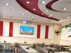 大堂-李先生牛肉面大王(营口大润发店)