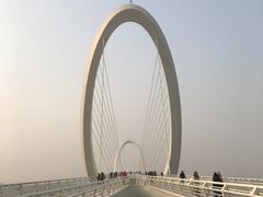 -南京眼步行桥