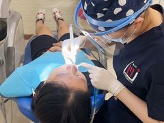 -维乐口腔(格林门诊长宁店)