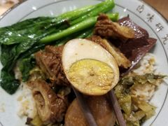 -狮头牌卤味研究所·卤味饭(花城汇南区店)