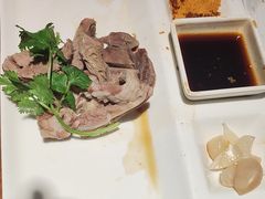 -晓疆山·大美新疆菜(白玉兰广场店)