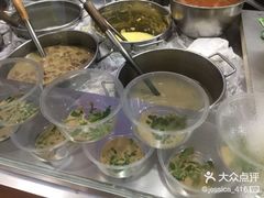 -护国寺小吃店(红莲南路店)