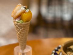 牛油果鲜虾筒-tapas by dos cielos西班牙餐厅(重庆光环购物公园店)