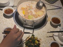 -土风豆米火锅(鸿通城店)