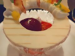 草莓奶冻-AZUL by FUEL蓝色·法式酒馆(琶醍店)