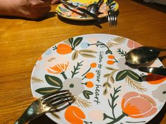 -JINNS锦时 steak&pizza(浸信会礼拜堂旧址店)