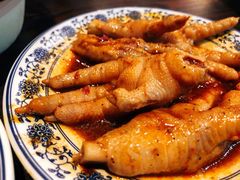 -爆炸头阿姨小四川正宗川味小吃(无任何分店)