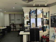 -浮光眼镜·蔡司视觉合作·数字验配中心(陆家嘴店)