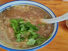 -罗卜李包子羊肉汤