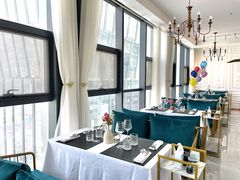 -神秘先生西餐酒廊