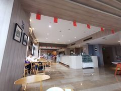 -西安大雁塔科技大学地铁站亚朵酒店