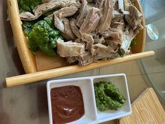 手扒肉-沽源味道蒙餐莜面家常菜