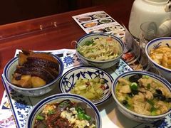 -窄巷子陕菜馆·地道陕西菜(粉巷店)