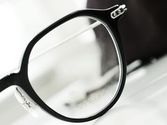 -目艮眼镜SHOWROOM(品牌集合店)