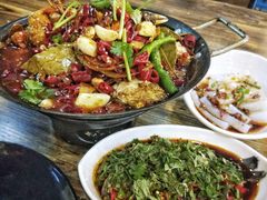 凉拌鲫鱼-二钳洞庭虾蟹·江湖菜(成都鹭岛店)