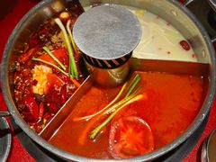 -晓宇重庆火锅(西安荟聚店)