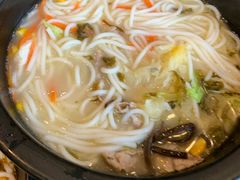 -鸡汤过桥·过桥米线