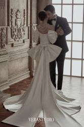 -至臻微拉婚纱摄影